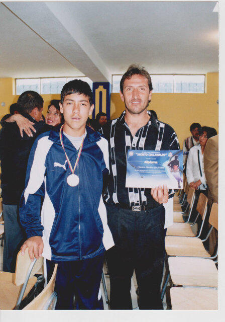 Andy_Chicaiza's tweet photo. PRESELECCIONADO DEL ECUADOR sub 15 bajo el mando del profesor Sixto Visuete http://t.co/Q0UcxuAb