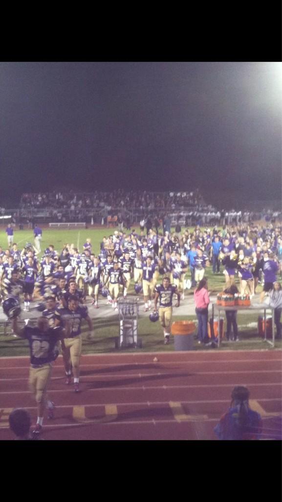cullencostello's tweet image. Storming the field after a huge win 49-6   Queen creek! #varsityzone #10-0