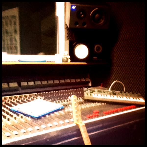 ClareRaeThomas's tweet photo. Just posted a photo (via @vintagecam) http://t.co/XHwAqwQl