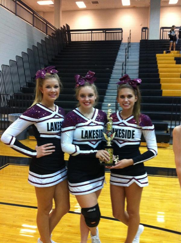 DanaDuvall's tweet photo. Heading to occonee high school for the last JV cheer competition of the season. Lets go girls!!! #lakesidehigh http://t.co/i8DkWnQN