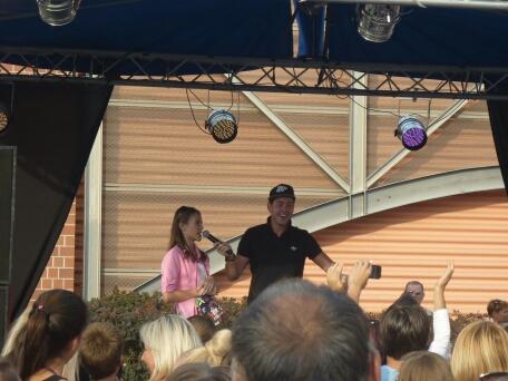 TMaketta's tweet image. jujj de zsír volt *-*