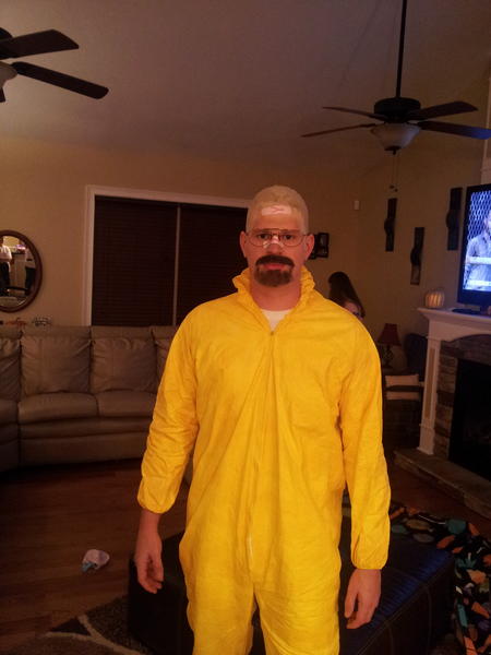 blakesutherland's tweet photo. @BryanCranston I had a lot of fun doing this costume yesterday.  Hope you approve. Love the show! http://t.co/a2gRfKk9