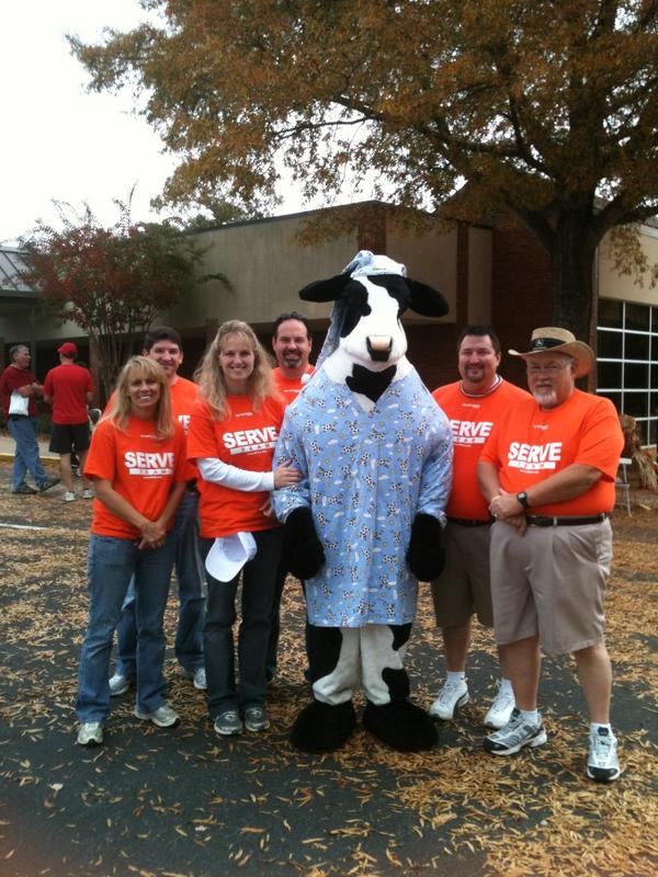 LeadPastorJoey's tweet image. “@LifeUC: Ready Set Go!! Let the race begin!! Serving at the Gainesville Care Center 5k this morning. http://t.co/MgpAIK85” Awesome!