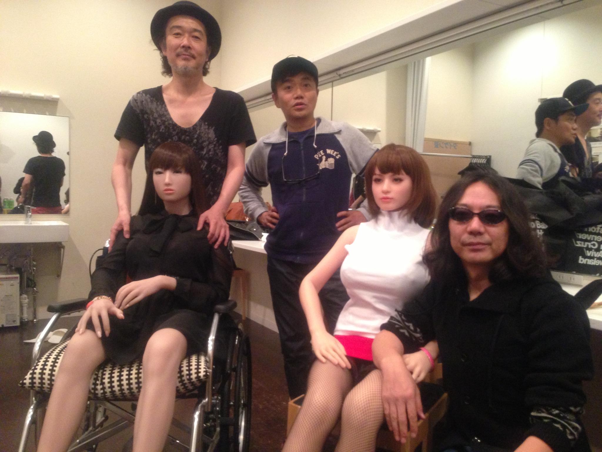 Twitter 上的 水道橋博士 昨夜 高円寺フェス12みうらじゅんリリー フランキー トークイベント カミさんと2人で エリカさんは社交家だがリリカさんは僕のせいで いいとも に出さされて恥をかいたと そのことを誤解されていて終始 不機嫌な様子であった Http