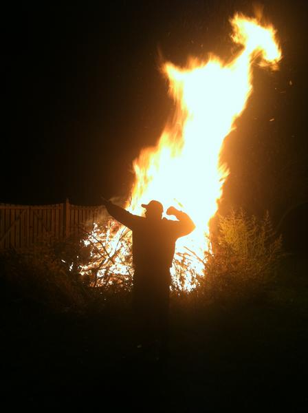 blaynec1's tweet photo. Now that is a fire! http://t.co/S9dOBxcL
