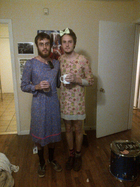 reptarathens's tweet image. happy halloween mother fuckers! #luvyall