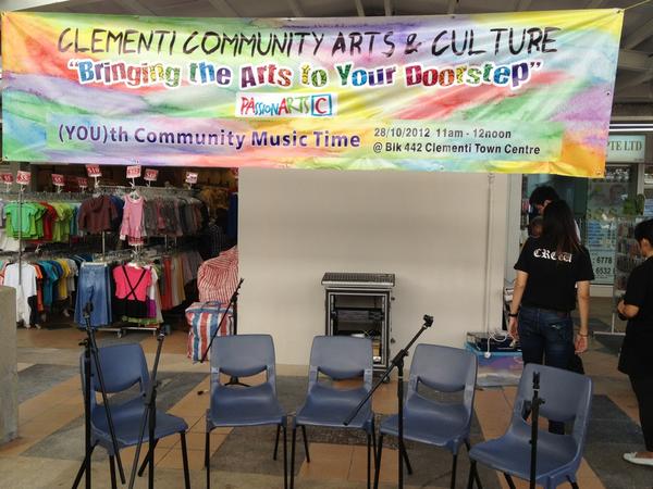 MAPLEent's tweet photo. preparing for our community event today! http://t.co/gFMMzDcU