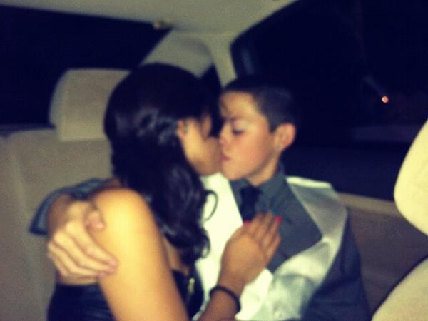 ___Babycakes___'s tweet photo. @troy__peterson kiss kiss #muahh#I#Love#You#Babe<3 http://t.co/hO6WxDuA