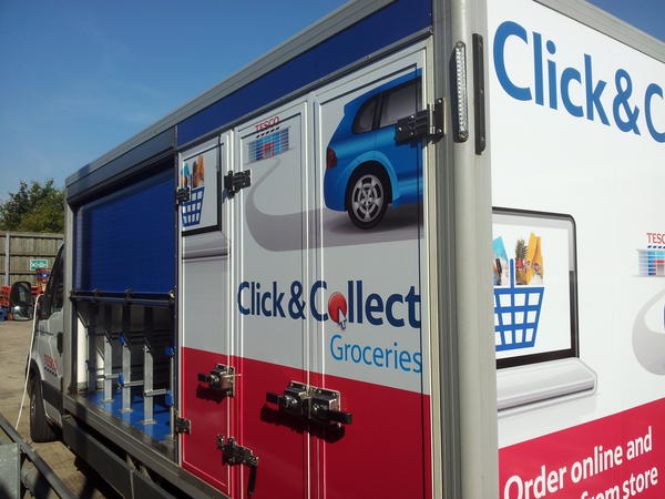 Create Signs tweet media