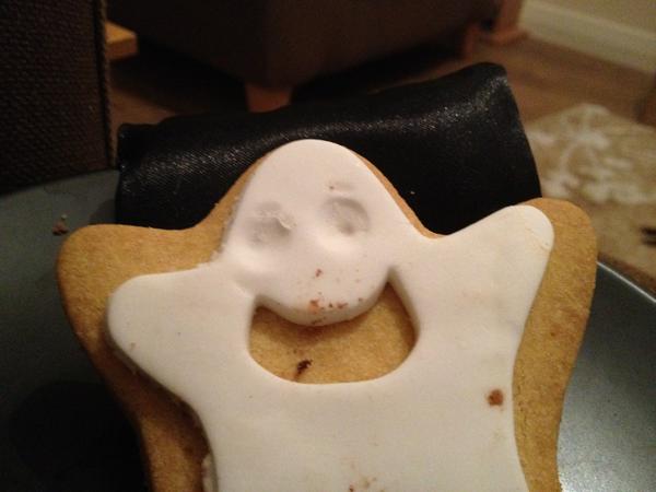 Jack_K_Live's tweet photo. Ghostly confectionary http://t.co/NyleYAQO