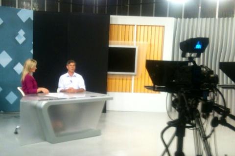 Marroni13's tweet photo. Na TVCom, Marroni diz que apesar da ansiedade pelo resultado, confia que irá comemorar a vitória. http://t.co/uU3m6GXX