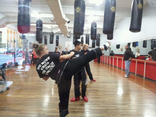 douvriskarate's tweet photo. Sunday morning @ the dojo http://t.co/VKJSBrt3