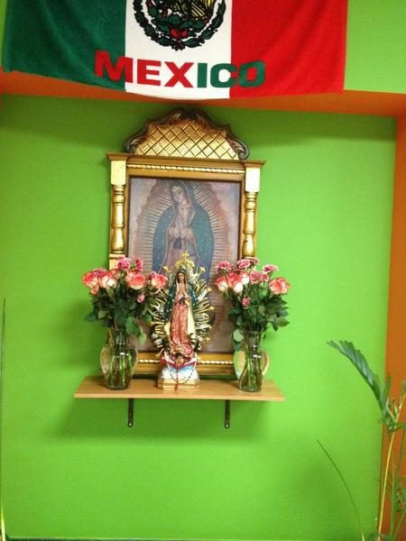 MendozaFlavio's tweet photo. La reyna de mexico http://t.co/eRZN7wha