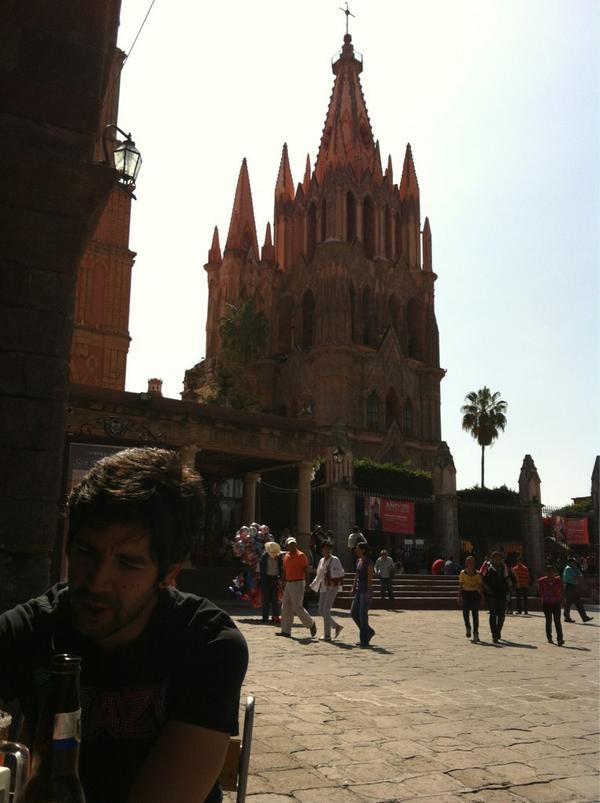 San Migueleando <a href="/santi_olson/">Santi Bedolla</a>