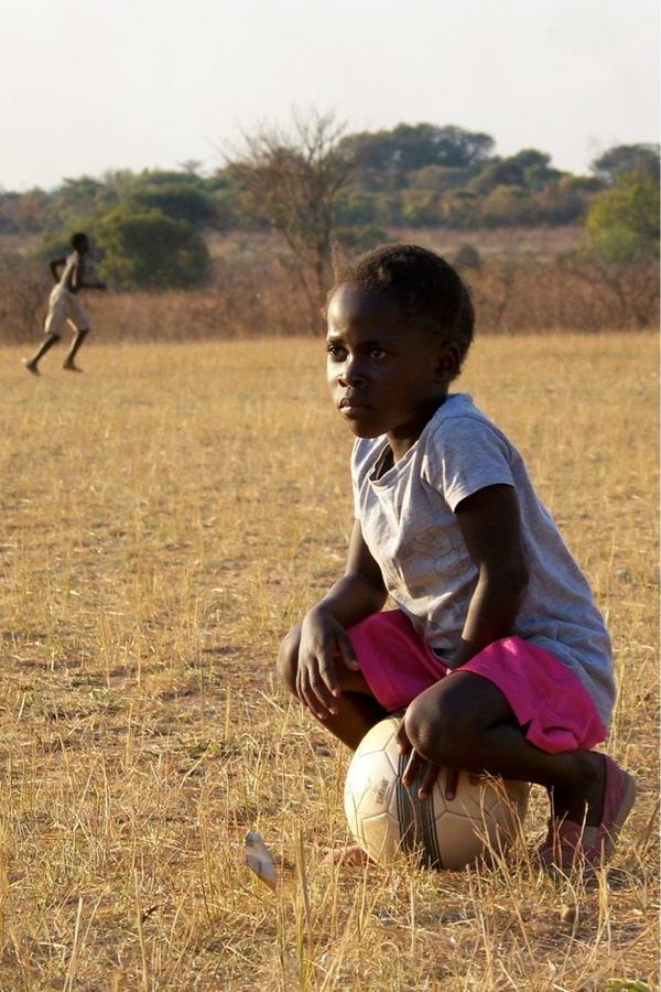 RFCmissions's tweet image. “@Bsvowell: This is Silvia. She wants 2 b a soccer player. HER DREAM IS OUR MISSION!!! #projectsamuel http://t.co/JumIXuap”