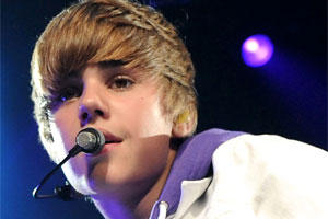 Dallas_Things's tweet image. 10/29/2012: @justinbieber is performing at the @insideaacenter - Video: youtu.be/kffacxfA7G4 - dallasthings.com