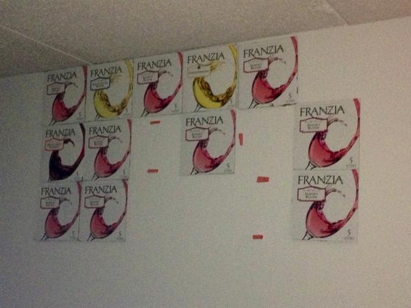 emily_farina's tweet image. Wait I thought Sandy was a hurricane not an earthquake? The things I wake up to... #207Problems