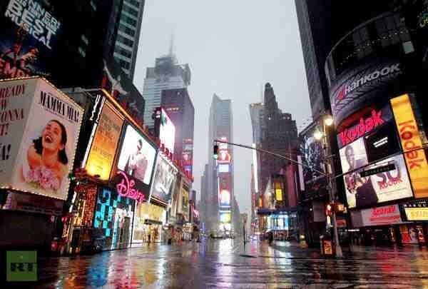Cdog65's tweet image. Hurricane#Sandy has arrived! Atlantic City is being washed away &amp;amp; NYC is under water #Heartgoesouttothehomeless :(