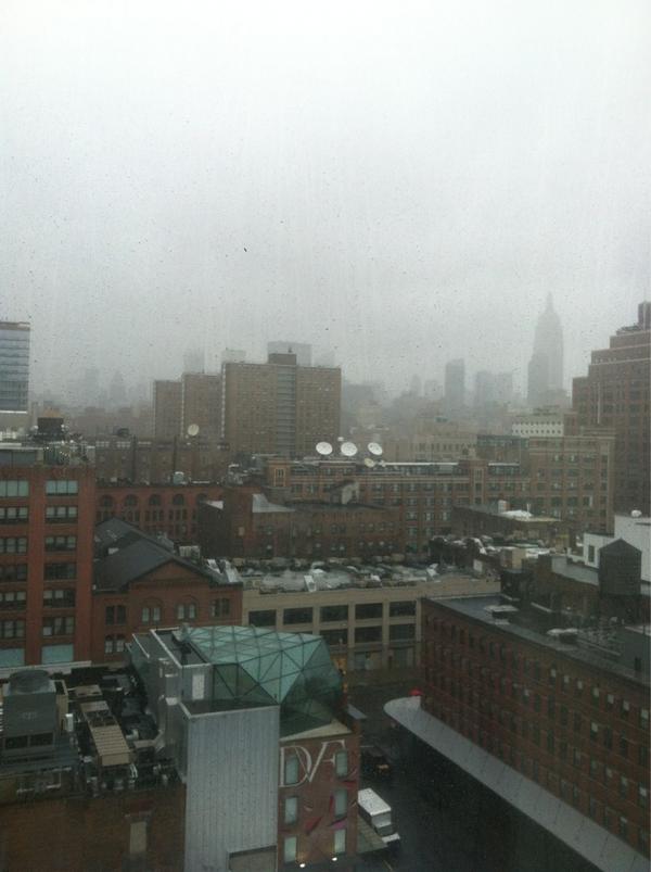 HannahMoorey's tweet photo. #NewYork hotel room view. Rain, wind but no crazy clouds like that photoshopped pic!  #hurricanesandy http://t.co/LGvteiX3