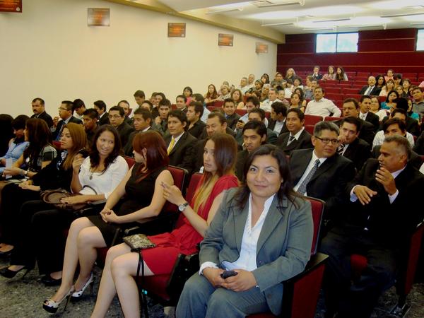 lilyramosgcia's tweet photo. Protocolo Toma de Protesta Ingenieros Civiles FIC UANL http://t.co/l6BqHEzQ