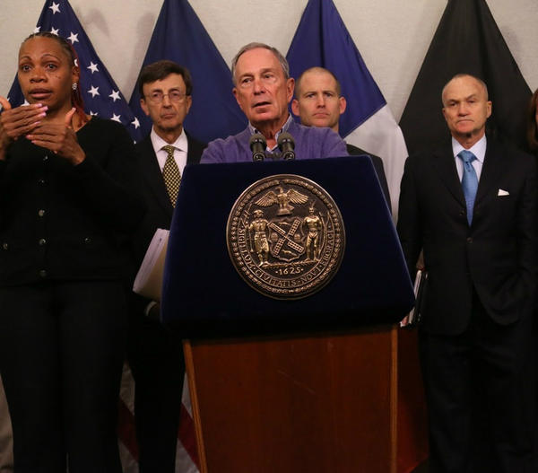 TheRealMsSandy's tweet image. Your sign language does not intimidate me. See you soon NYC!