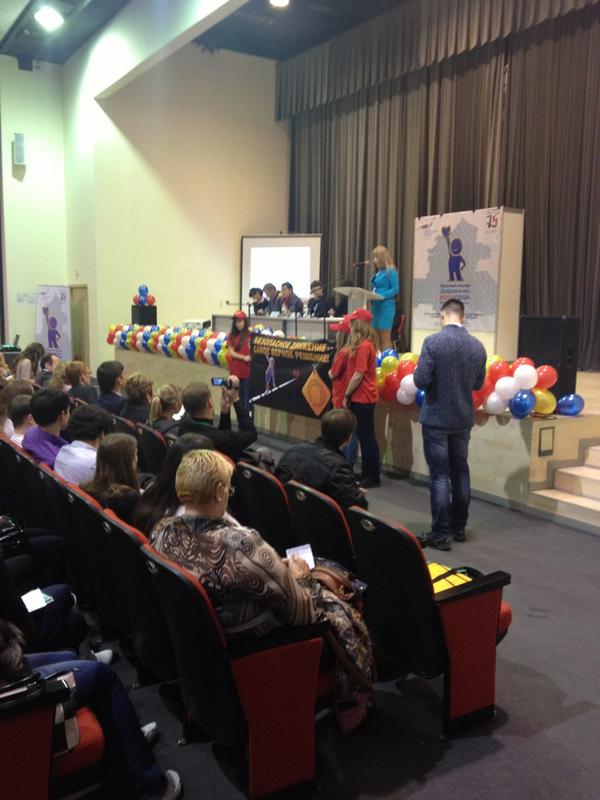 Vasyltsov's tweet image. #ДоброволецГода презентует проект по ПДД