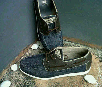 Cauntry Boots Denim. Idr 200K. Mau? CP 3240e2e3. Or sms 081916241161.