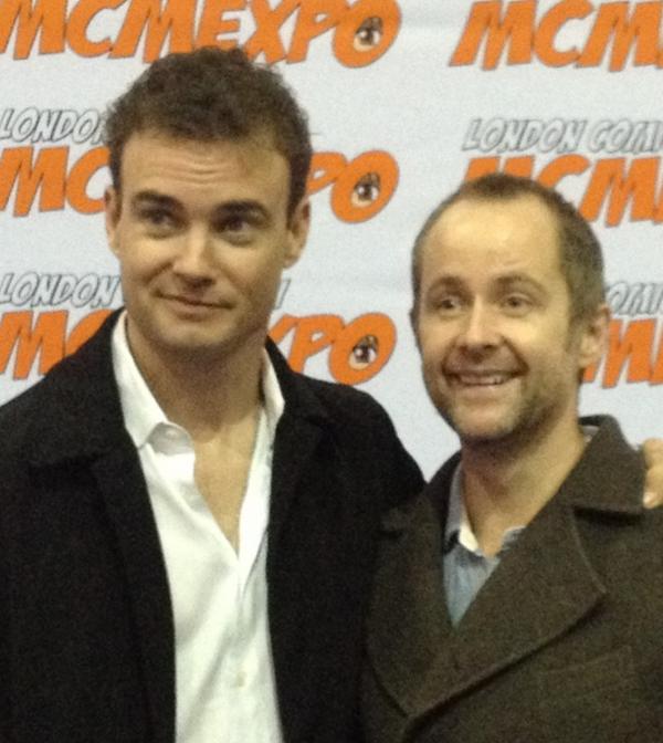 RobinDunne's tweet photo. Me and #BillyBoyd @MCMExpo for the @SpaceMilkshake preem. @amandatapping @MsKristinKreuk @OfficialBeecake #DUCKED! http://t.co/hAVzkaa1
