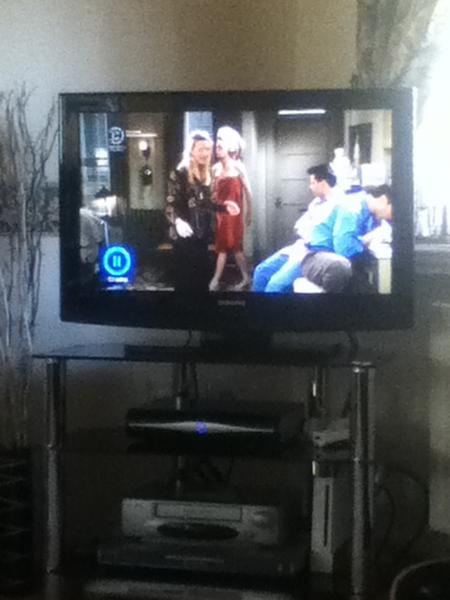 Friendsshow_ tweet picture