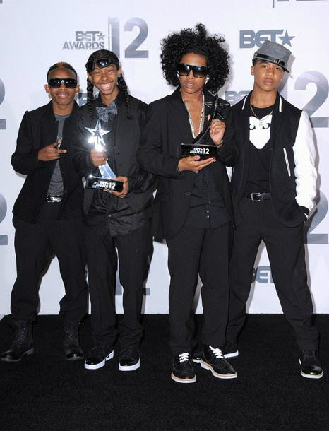 KeepinUpWithMB's tweet image. Aww When They won the awards