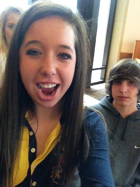 ChaseCSP's tweet photo. <33 @DannieHommel @sarahkknight11 http://t.co/m1vzCTf9
