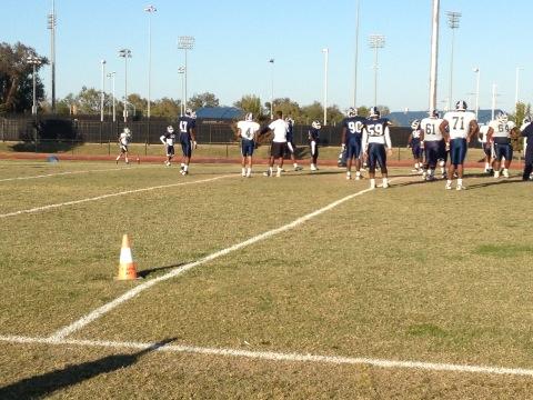 TravisADowney's tweet image. "Run out to the traffic cone and do an in, I'll hit you." #backyardball