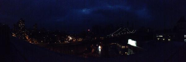 ryantrostle's tweet image. Brooklyn light to Manhattan dark. From Dumbo, Brooklyn. #PostSandy @DianeSawyer