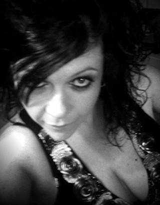 slimd_83's tweet photo. "@DuracelBunnies: New profile pic x http://t.co/68QWI9fh" that is one view id def love looking down too xx