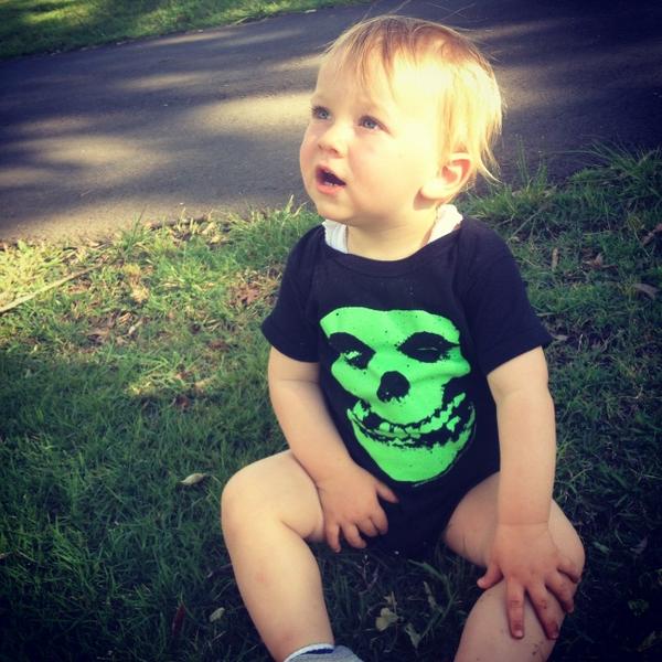 KatVidovic1's tweet photo. Happy Halloween!!! http://t.co/Cc9wDWVf