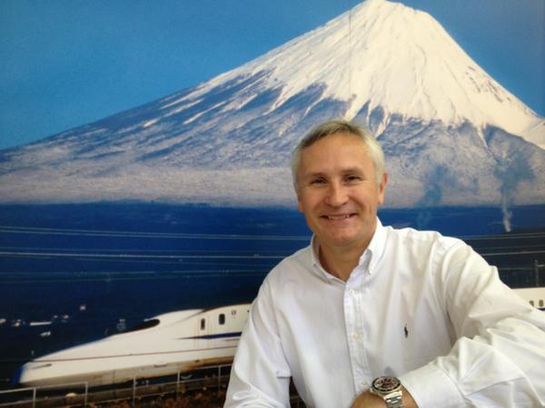 Hi from Japan, bullet train between )150  to 180 mph)from Tokyo to Osaka wow. What a view.