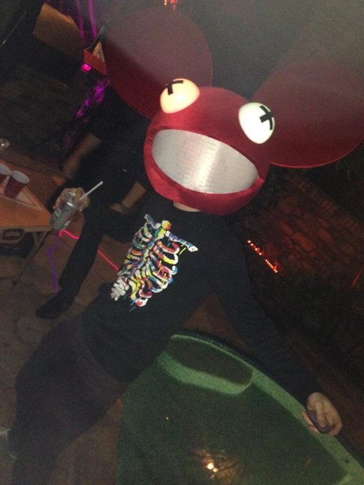 Watch Robert Vito's leaked NSFW photo on TwXstars