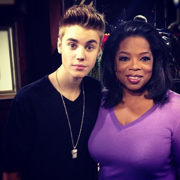 WhatTheFans's tweet photo. -Justin bieber , Oprah  <3 !!!!! http://t.co/TFvfvfId