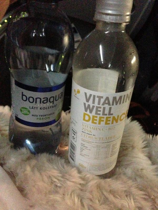 ebbazther's tweet image. Det här var för övrigt de bästa köpet jag gjort. #törstig #backice