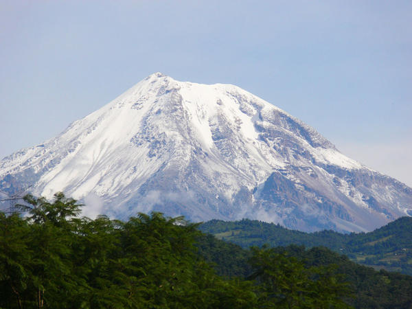 OrizabaStudio's tweet image. Si van al Pico de Orizaba, agárrense bien duro.