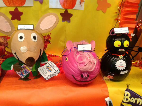 CPSB_Libraries's tweet image. Pics from the Cooley Pumkin carving contest are up on our Flickr page, check em out! flickr.com/photos/cpsblib…