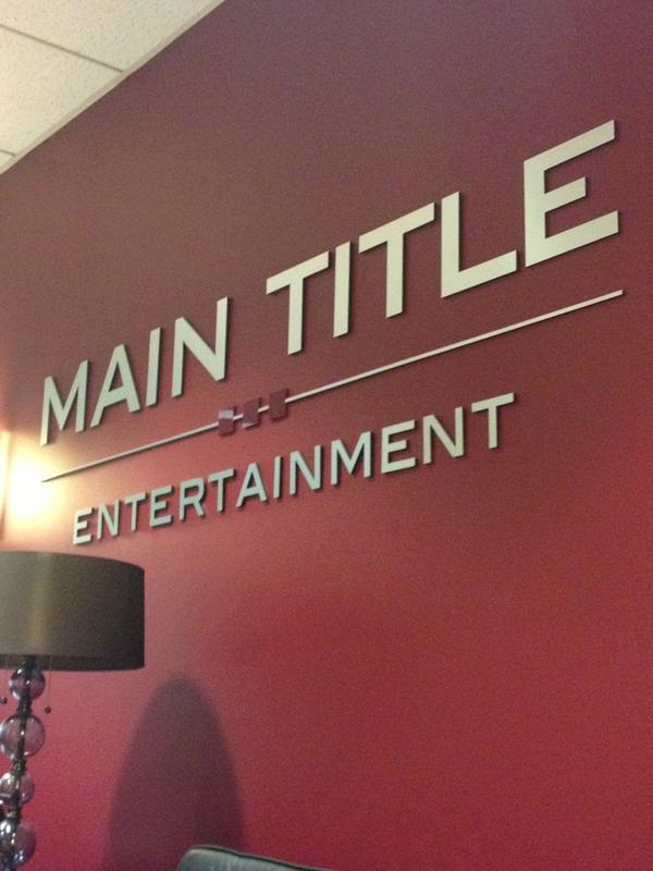 MariahBlueher's tweet image. Here goes nothing!!! #meeting #reading #maintitle