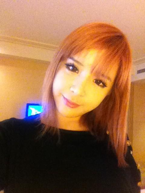 머리가 짧아요 이제...ㅋㅋㅋ I cut off all my hair~^^