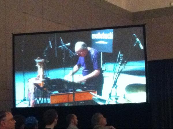 whiteflowerperc's tweet image. #EdSmith had a killin clinic/performance at #PASIC12 @PASPASIC