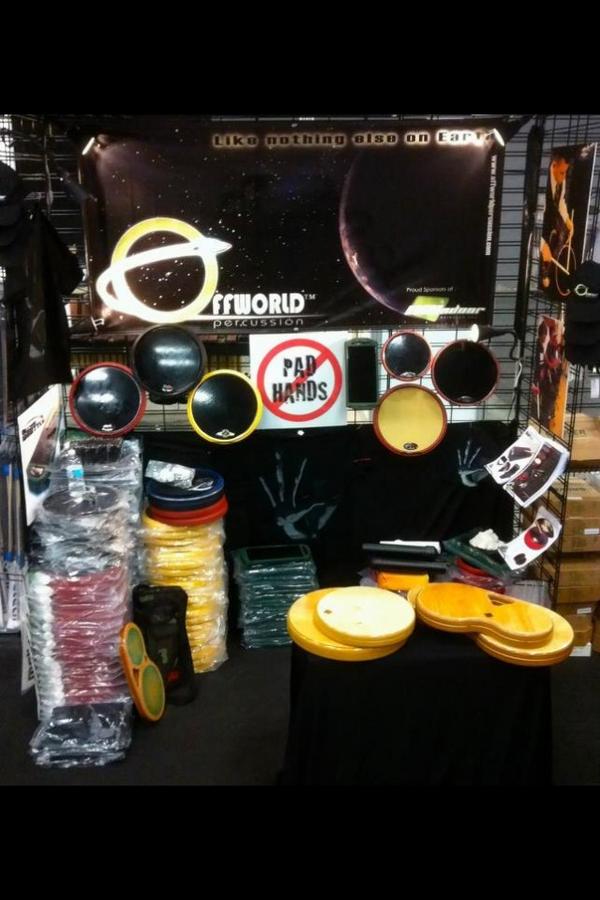 Offworldperc's tweet image. #PASIC12 day 1 #offworldpercussion #drumpads #mothership #invader
#outlander
