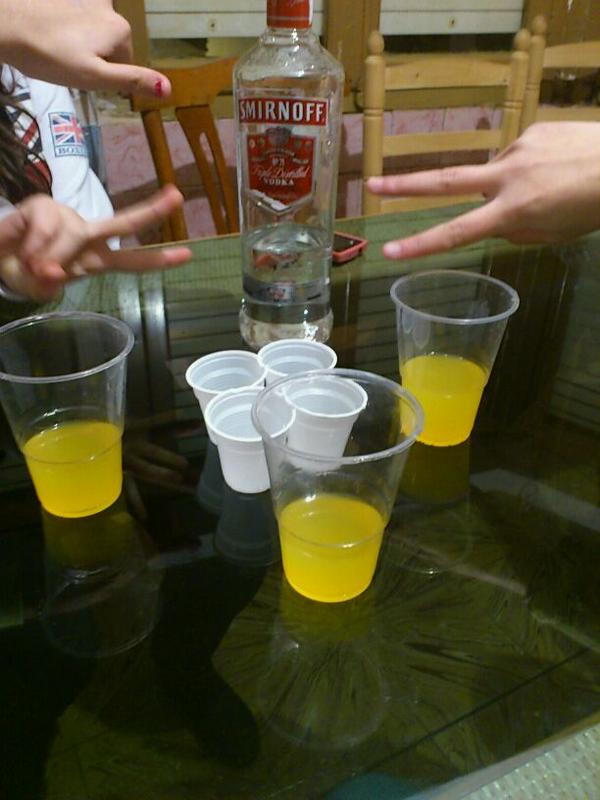 elenaa_marin's tweet image. @CarlaaQG @MartaMestre17 @_anaalbalat @ClimentSofia  #duret! Vos vuiiiiiiic(L)