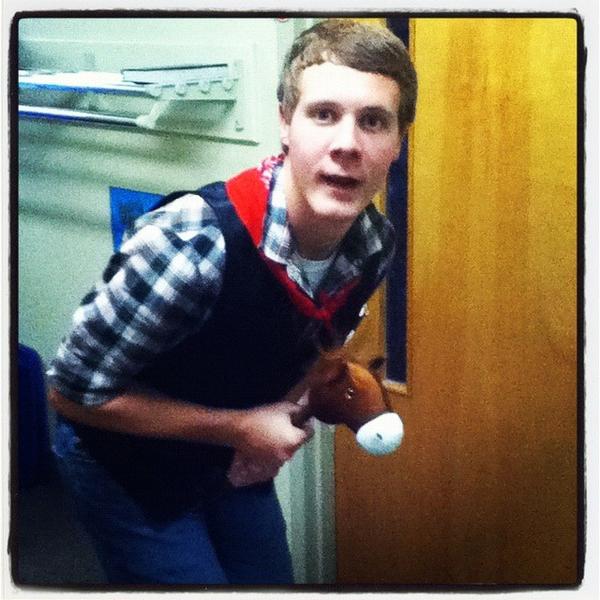 vanderjigs12's tweet photo. Trevor takes his job as sherif very seriously.. http://t.co/c1UqkZr2