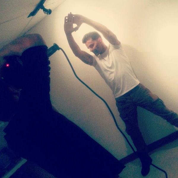 ricky_martin's tweet photo. RT @bouska: Making a statement with @Ricky_Martin for the @NOH8Campaign! #LifeWithoutLimits http://t.co/bBEcHf9j
