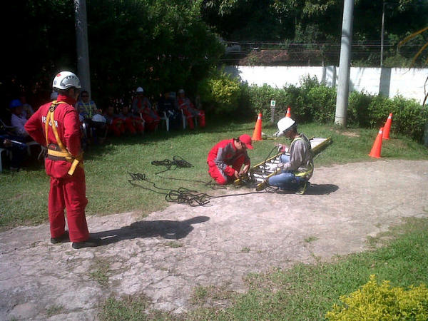 S.O.S. Ltda. tweet media