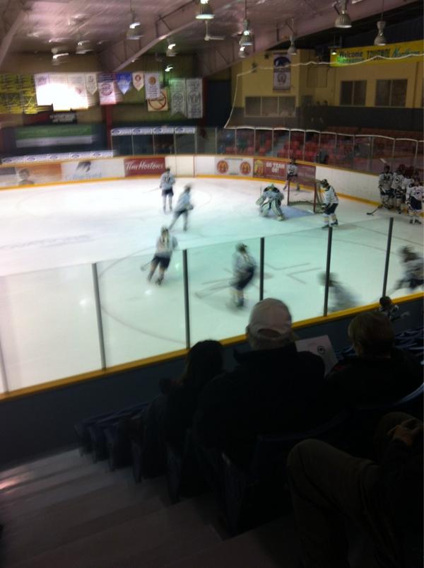 KapFlyers's tweet image. Warm ups underway at the #palace get down here to watch your @KapFlyers go for #2bigpoints #letsgoFLYERS